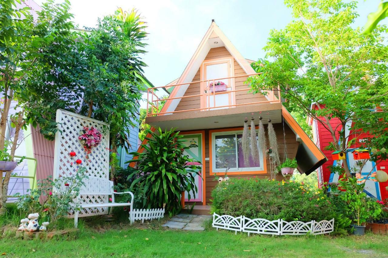 A Houses Homestay Nakhonratcsaszima Kültér fotó