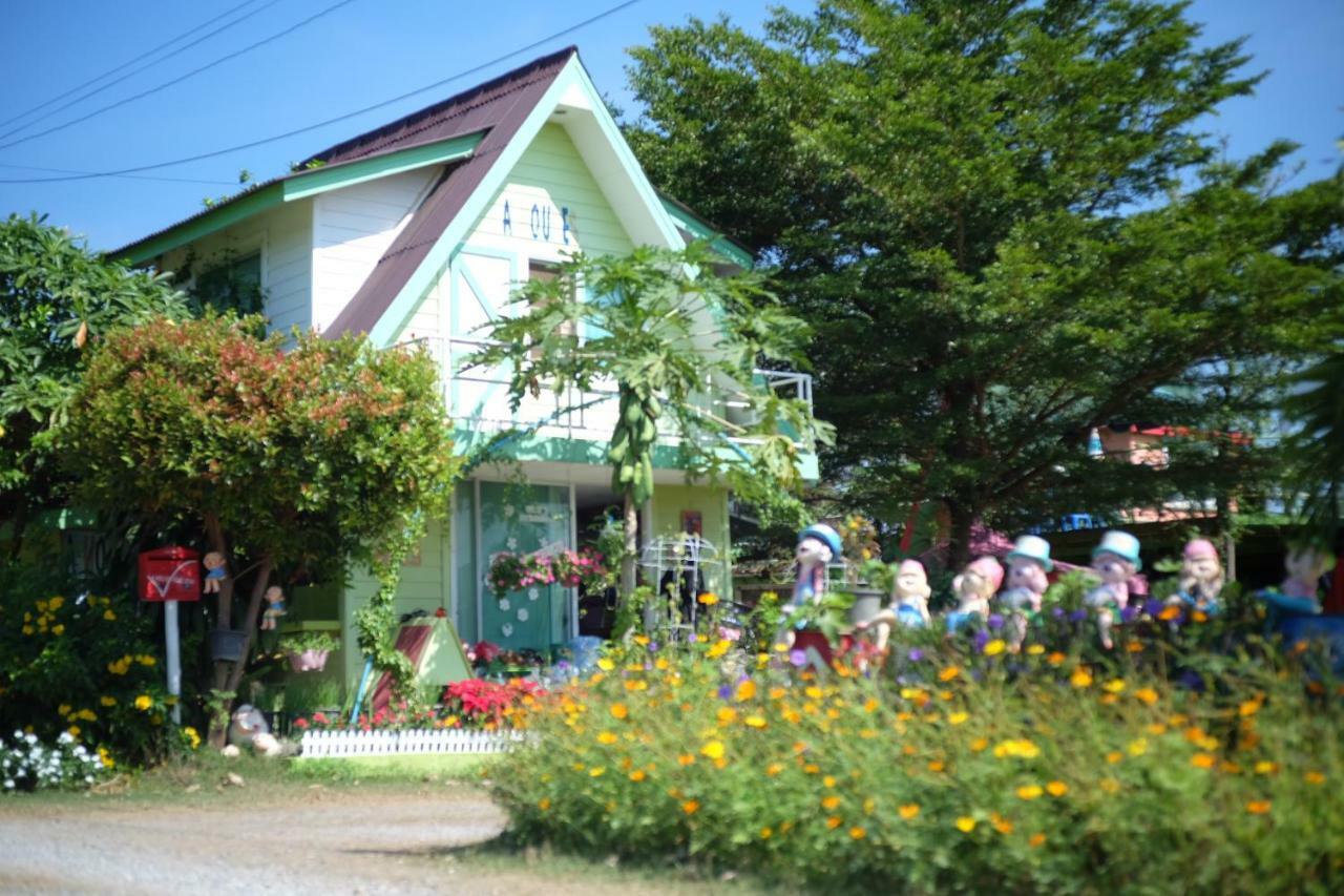 A Houses Homestay Nakhonratcsaszima Kültér fotó