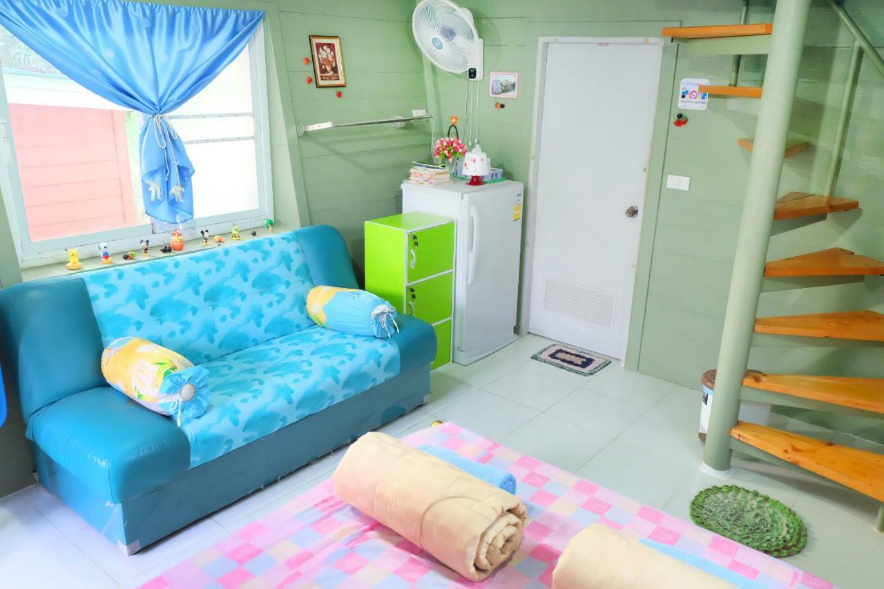 A Houses Homestay Nakhonratcsaszima Kültér fotó