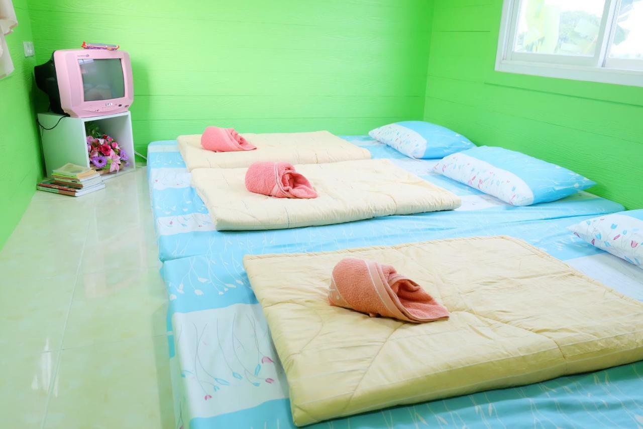 A Houses Homestay Nakhonratcsaszima Kültér fotó