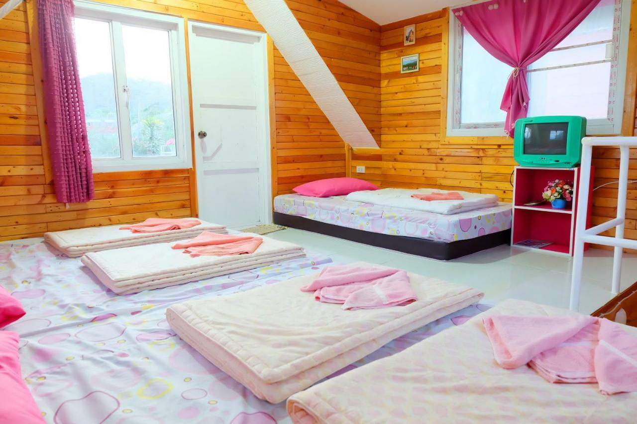 A Houses Homestay Nakhonratcsaszima Kültér fotó
