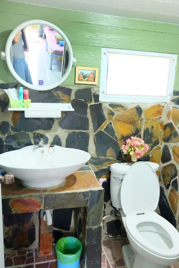A Houses Homestay Nakhonratcsaszima Kültér fotó